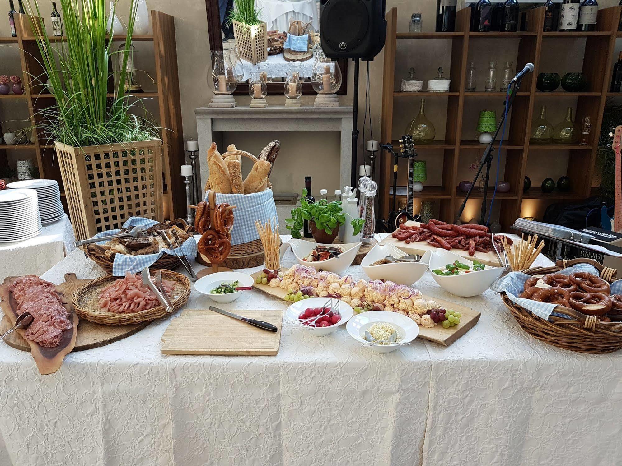Hotel Gutsgasthof Stangl Vaterstetten Ngoại thất bức ảnh